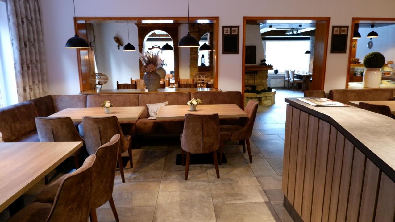 Hotel-Pension Zum Paradies Willingen  Exterior photo